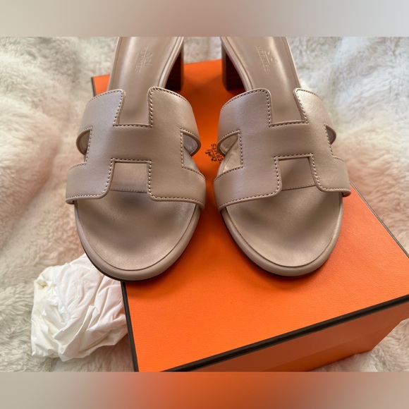 New Hermes Oasis Oran Sandal - Picture 6 of 15